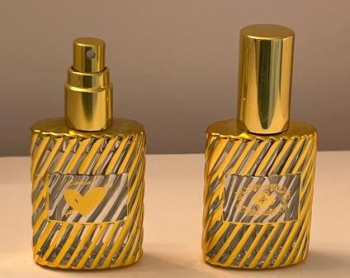 1/2 oz Gold Laminated Spray Bottles (Dome Shape)